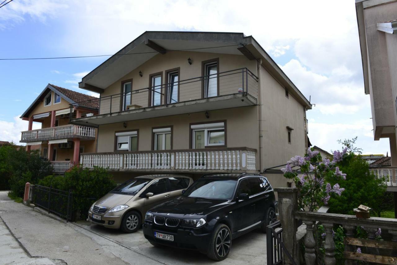 Enko 1 Διαμέρισμα Τίβατ Εξωτερικό φωτογραφία